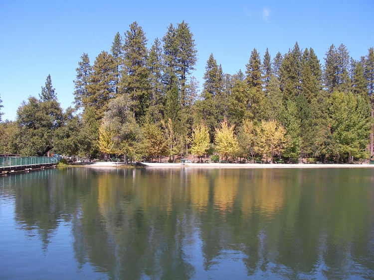 Lake Autumn